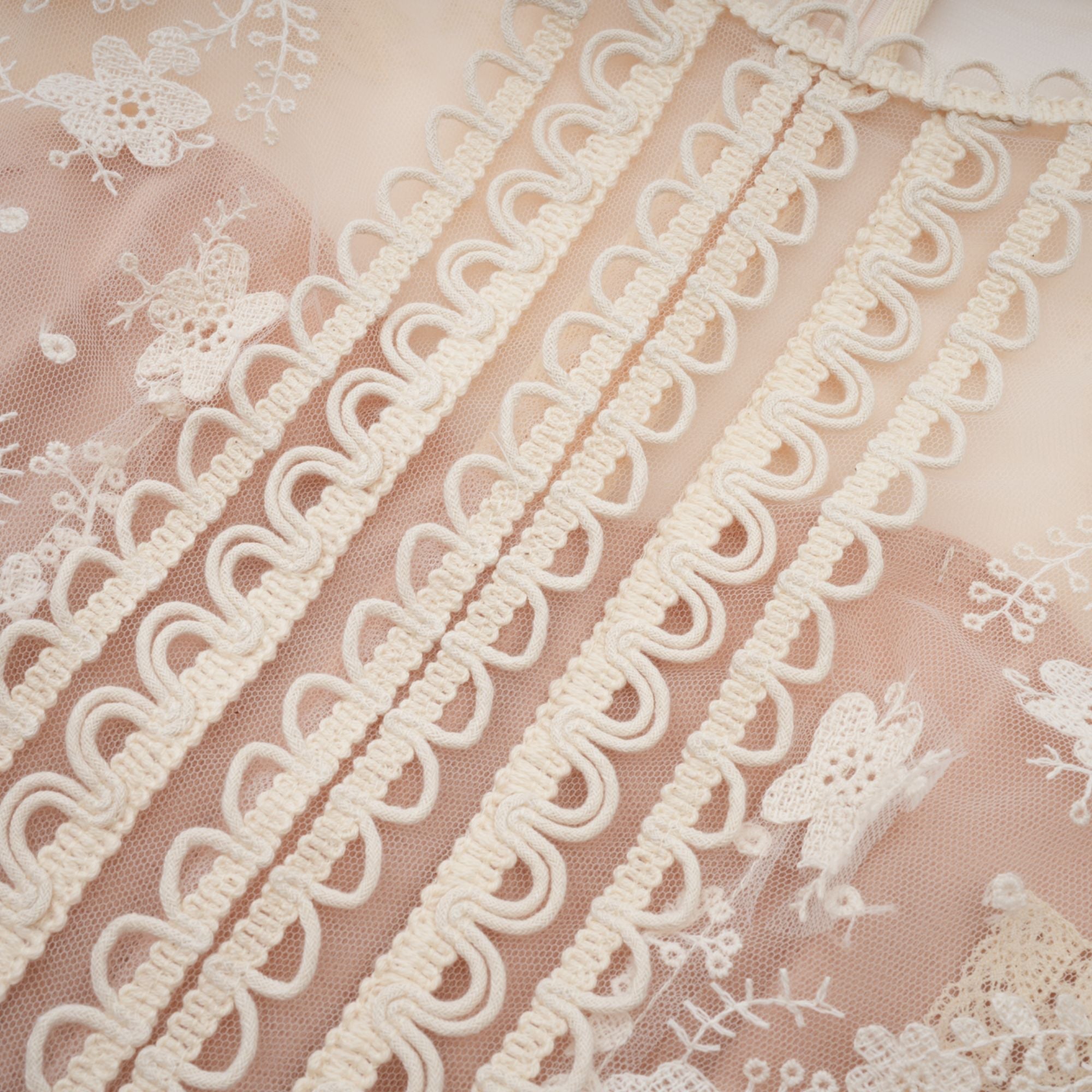 R&S Embroidered Midi Lace Dress