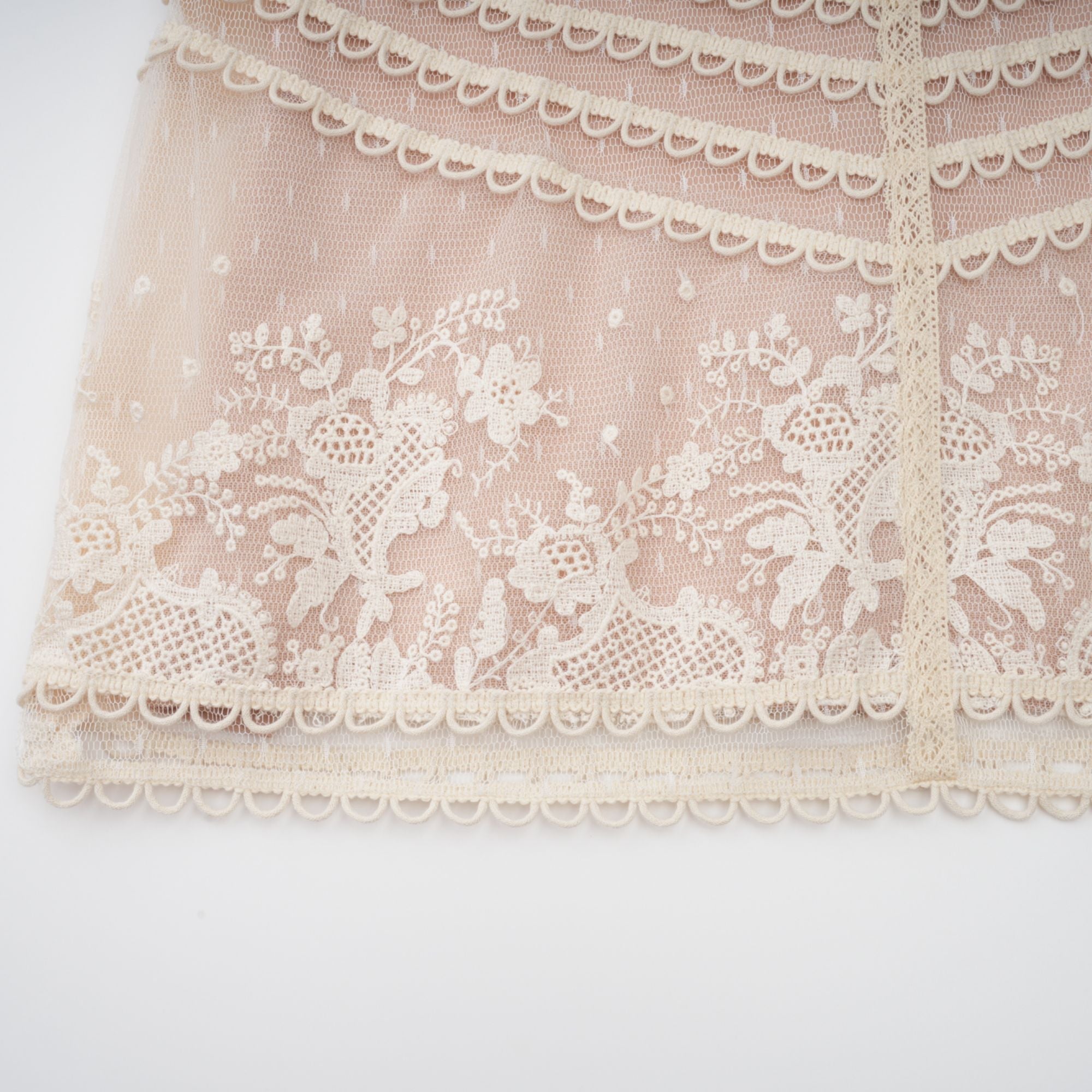 R&S Embroidered Midi Lace Dress